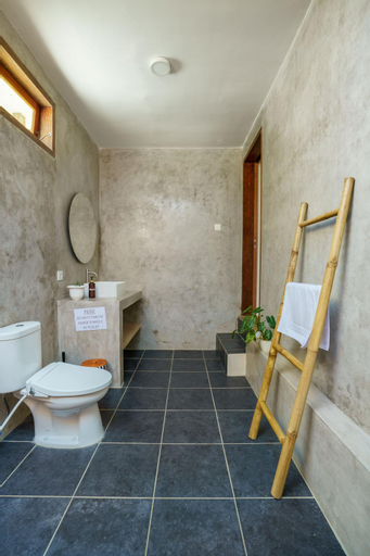 Bathroom 3