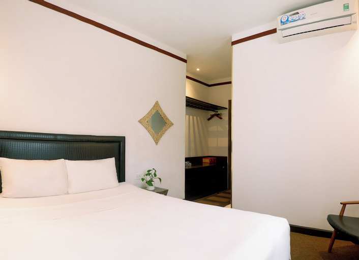 Bedroom 8