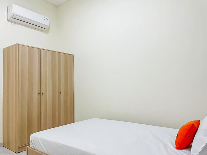 Bedroom 8