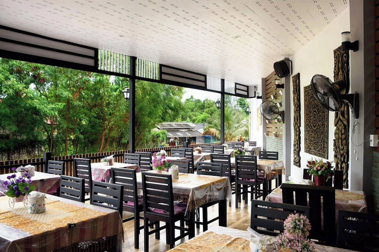 Food & Drinks 5, Peai Ta Lea Resort, Tha Mai