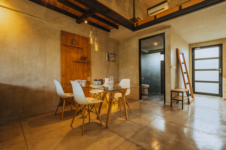 Dining Room 4, Berawa Loft 1 by Betterplace, Badung