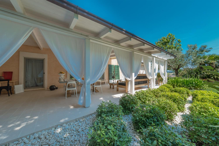 Others 4, Casa Angela 6, Emma Villas, Fermo