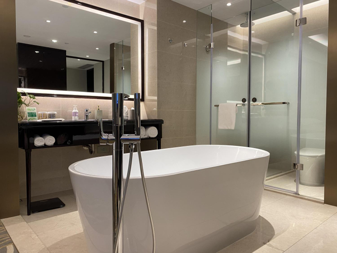 Bathroom 3, Grand New Century Hotel Binjiang Hangzhou, Hangzhou