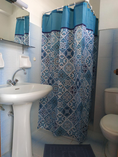 Bathroom 3, Hotel Narkissos, South Aegean