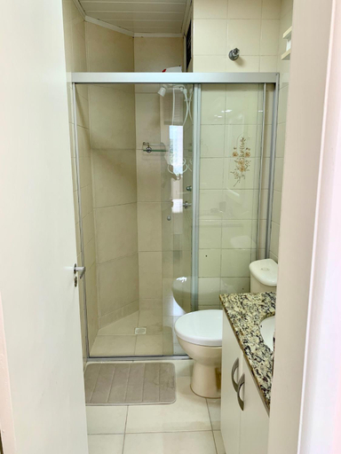 Bathroom 3, 205- Apartamento 1 quarto suite, Encantador, amplo e decorado, mobiliario moderno, cozinha completa , Curitiba