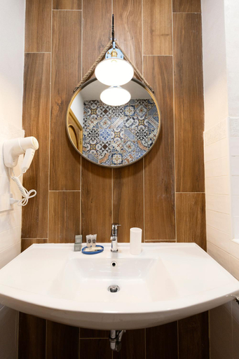 Bathroom 2, Palazzo Badiale history&rooms, Potenza