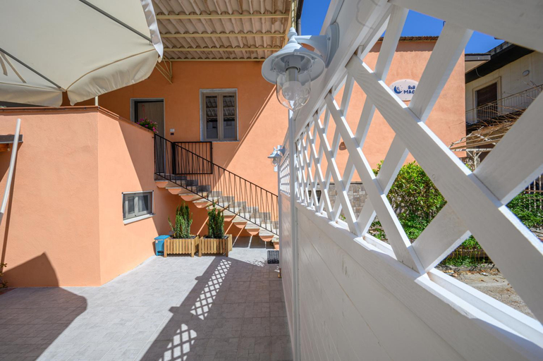 Others 2, B&B Magia, Salerno