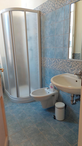 Bathroom 3, La casa del Mago camere e appartamenti, Perugia