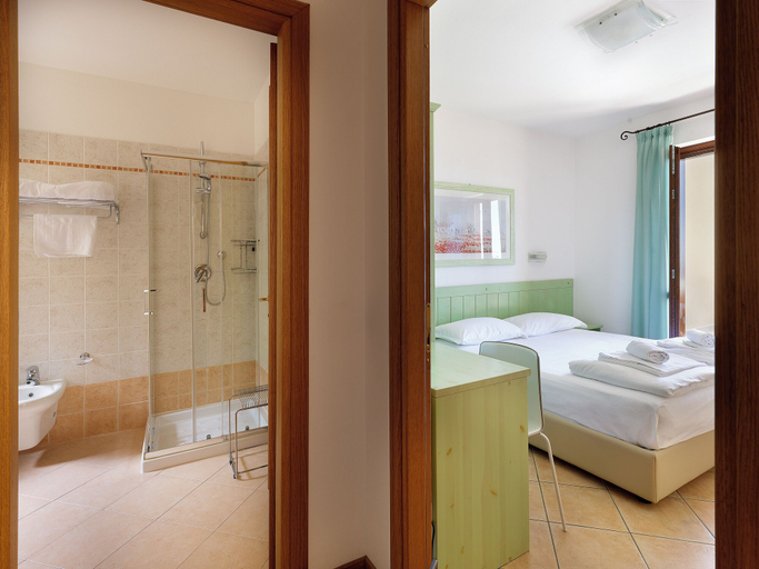 Bathroom 4, Residence Besàss, Brescia