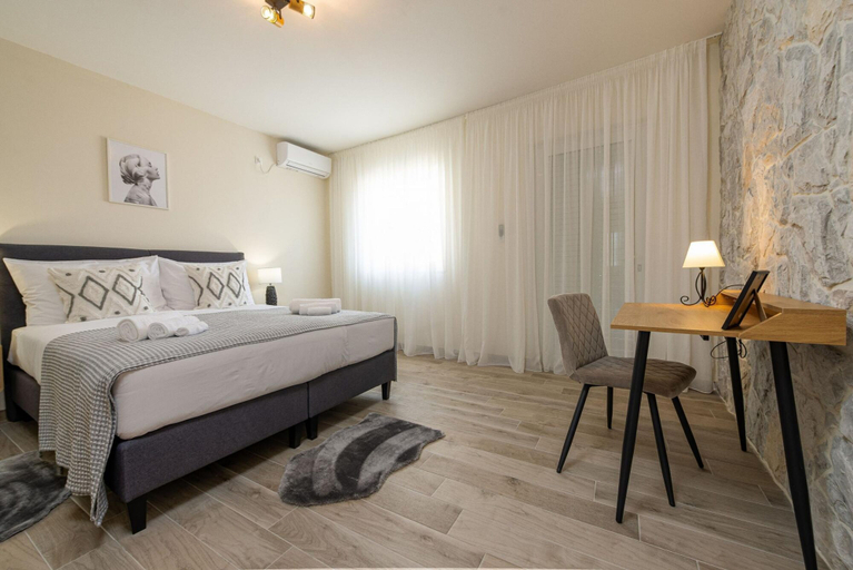 Bedroom 3, Villa Petar Zadarvillas, Benkovac