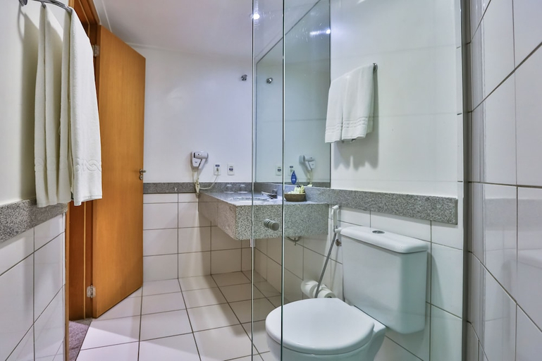 Bathroom 3, Quality Hotel Petrolina, Petrolina