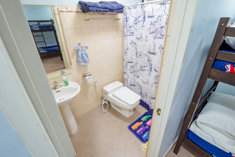 Bathroom 3, UFH Room #3 for 3-5 Guests, Cebu City