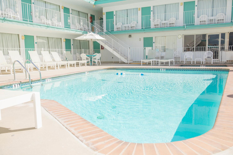 Sport & Beauty, Biscayne Family Resort, Cape May