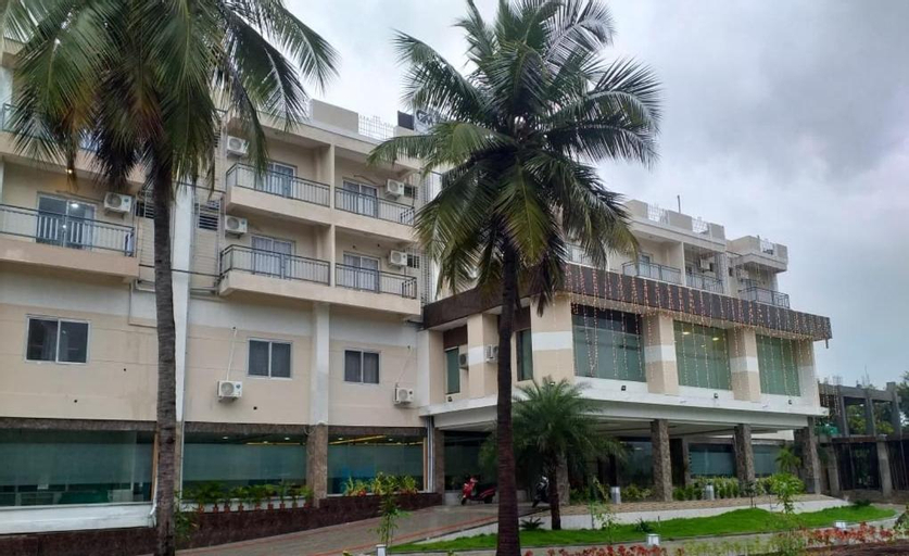 GRAND Meridian, Vellore