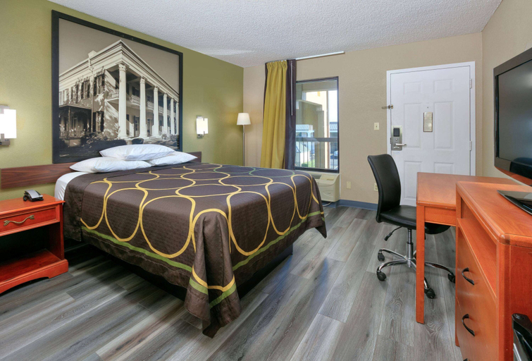 Bedroom 3, Super 8 by Wyndham Mobile/Tillmans Corner, Mobile