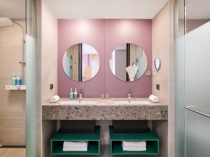 Bathroom 5, ibis Styles Ambassador Incheon Airport, Jung