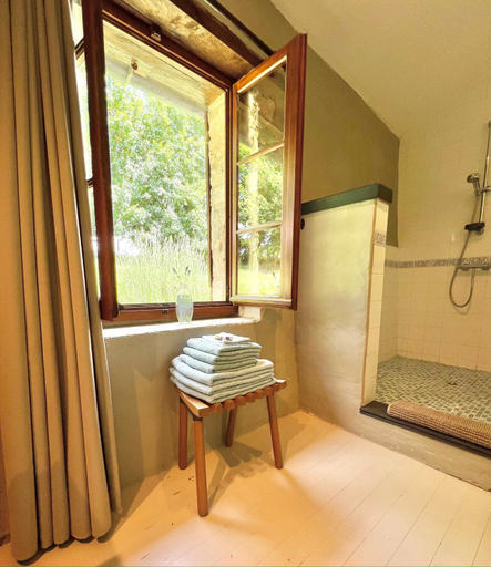Bathroom, A l'ombre du Tilleul, Charente
