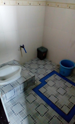 Bathroom 5, Homestay Pringgodani Syariah, Wonosobo