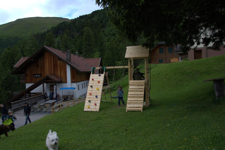 Bergheim Schmidt, Almhutten im Wald Appartments an der Piste Alpine Huts in Forrest Appartments near, Feldkirchen