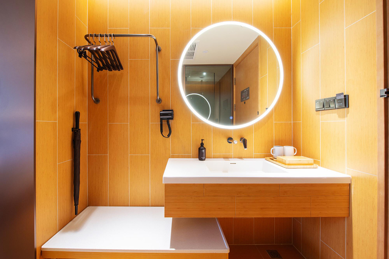 Bathroom 4, Ji Hotel Jiangnan Torch Building, Jilin