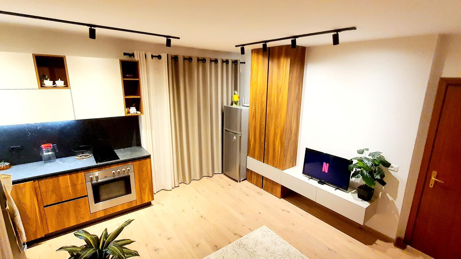 Others 4, Vacation Vibes - Modern Apartment in Golem near sea, Kavajës