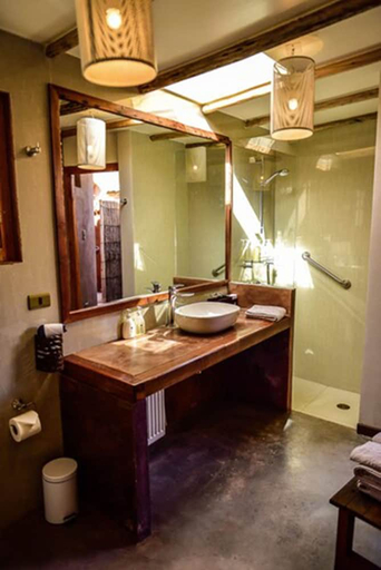 Bathroom 4, Our Habitas Atacama, El Loa