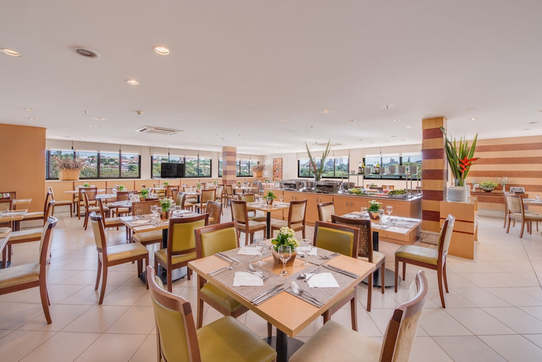 Food & Drinks 3, Blue Tree Premium Londrina, Londrina