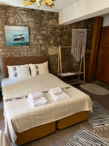 Others 5, Serenita Taş Konak Otel, Ayvalık
