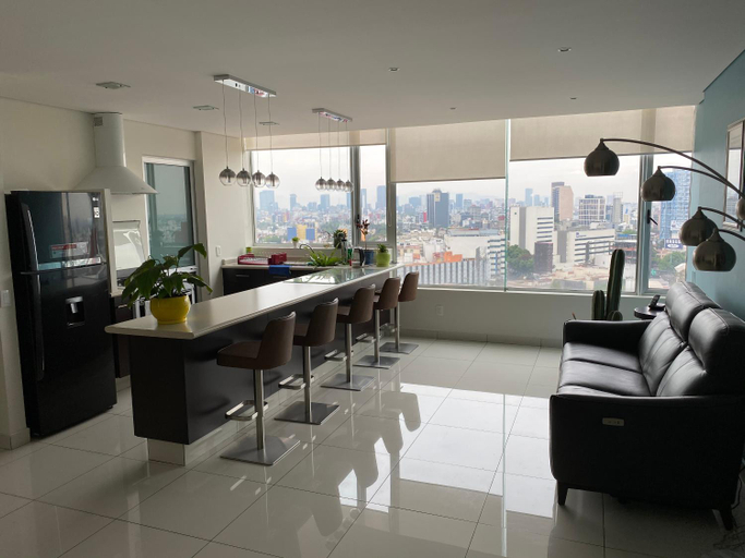 Others 5, WTC Suites, Mexico City