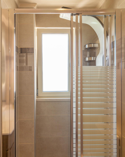 Shower 3, Cretan fleur apartments, Crete