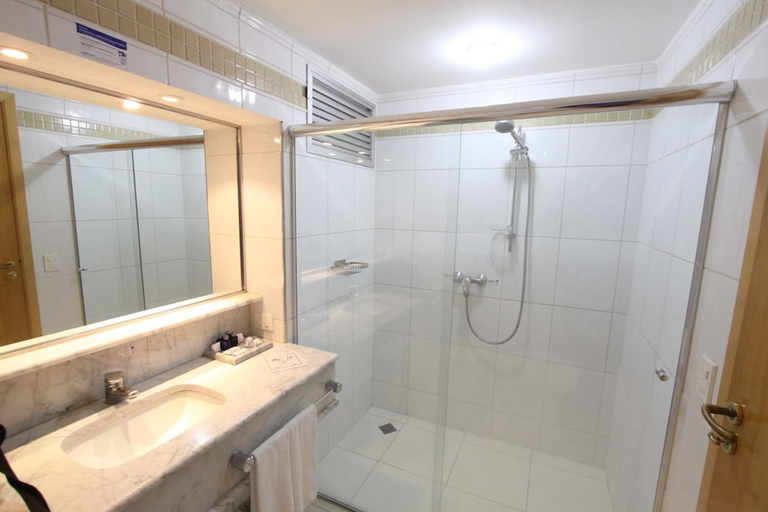 Bathroom 5, Michelangelo Hotel, São José do Rio Preto