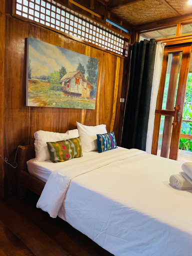 Bedroom 2, Keady Cottage - 30 metres from the beach and ocean, San Juan