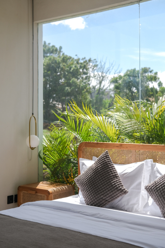 Others 5, Villa Maka Pererenan, Badung