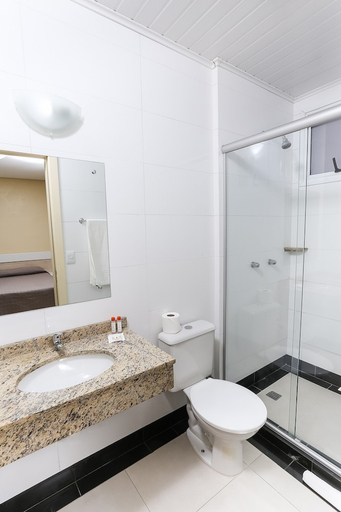 Bathroom 4, Hotel Express Savoy Centro Histórico, Porto Alegre