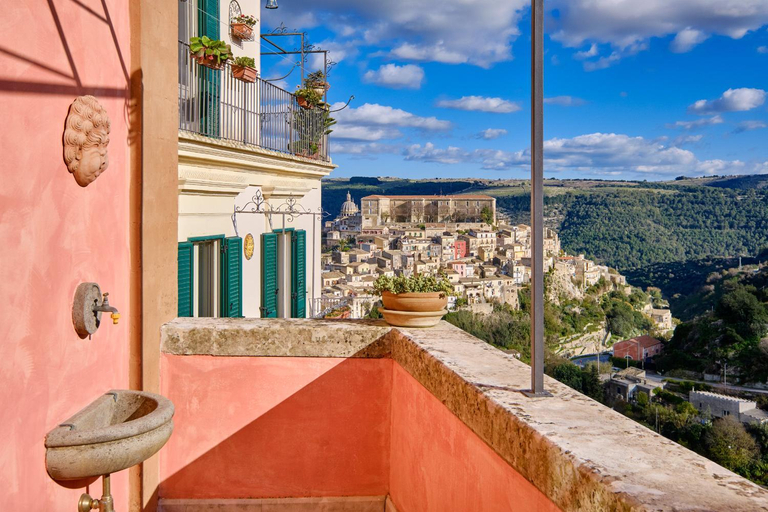 Others 5, Casa Rosa, Ragusa