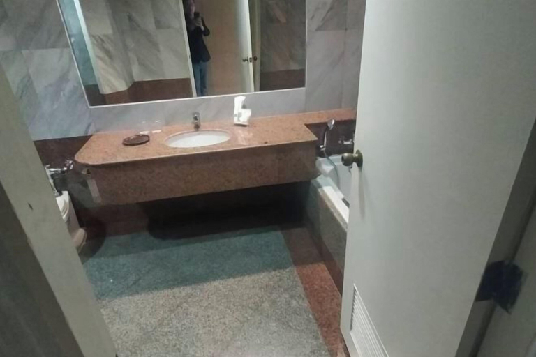 Bathroom 20