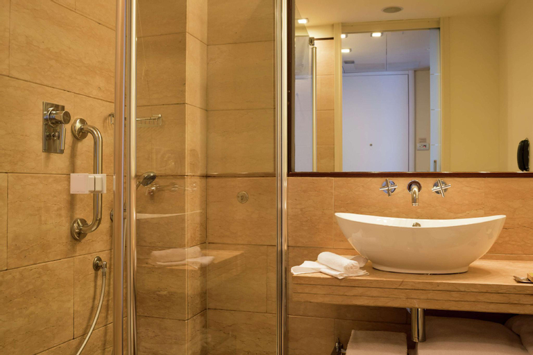 Bathroom 3