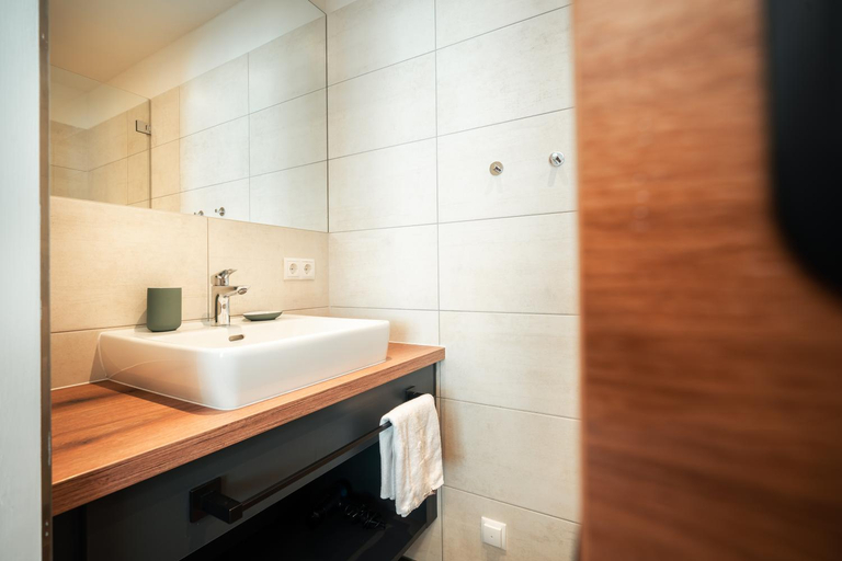 Bathroom 4, Sun Side by Schladming-Appartements, Liezen