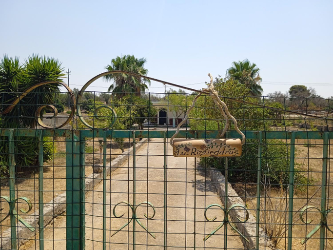 3, Villa rizzieddru, Lecce