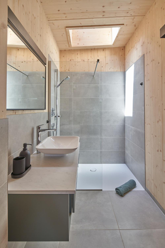 Bathroom 3, Black Forest Lodges - gehobene Ferienwohnungen mit Privatsaunas, Innsbruck Land