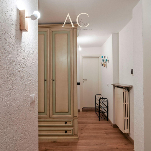 Others 5, Apartment in Ponte di Legno, Brescia