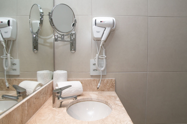 Bathroom 3, Bristol Imperatriz Hotel, Imperatriz