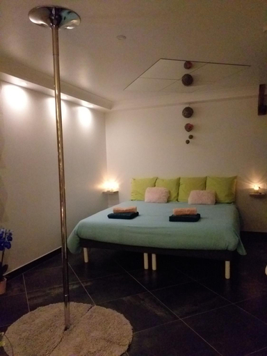 Others 5, Le Ptit Spa de L'Abbaye Suite love et Spa prive, Orne