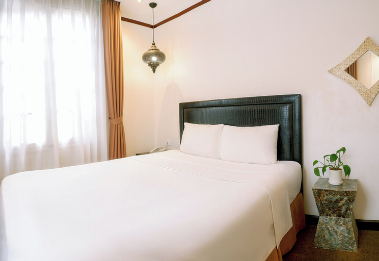 Bedroom 12