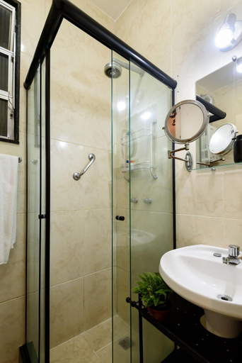 Bathroom 4, 2 Minutes From Copacabana Beach Pf118, Rio de Janeiro