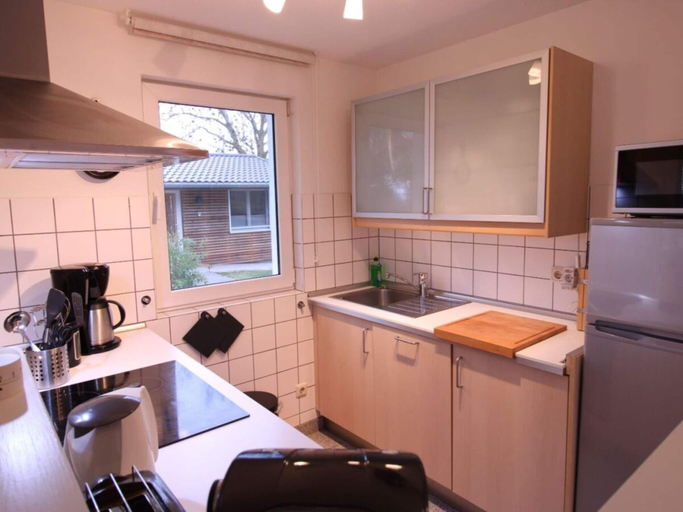 Private kitchen, House Summerwind Comfortable Vacation Home, Vorpommern-Rügen