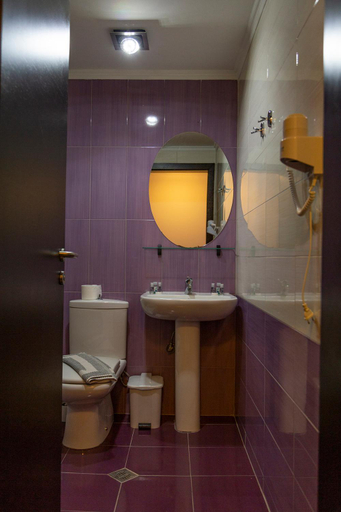 Bathroom 5, Dafni Plus, Central Macedonia