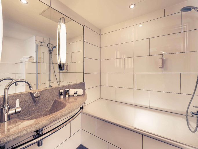 Bathroom 6