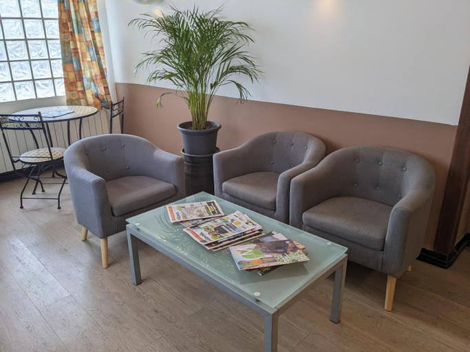 Public Area 2, Hotel des Voyageurs, Aveyron