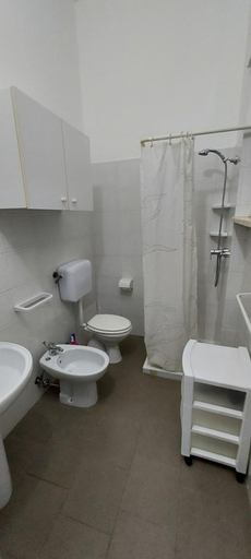 Bathroom 5, Il Canaletto, Lecce